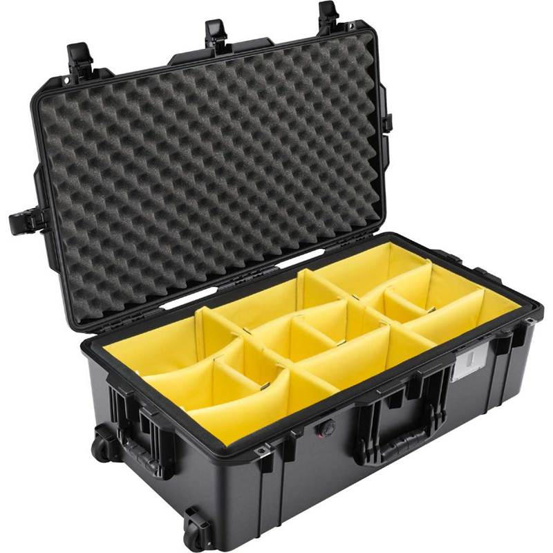 Peli 1615 AIR Case With Dividers-4